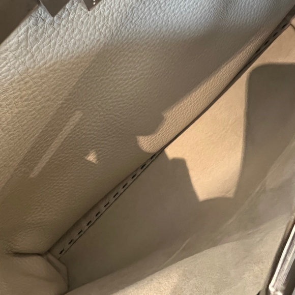 Fendi Grey Selleria Leather Peekaboo Shoulder Bag - Picture 6 of 11